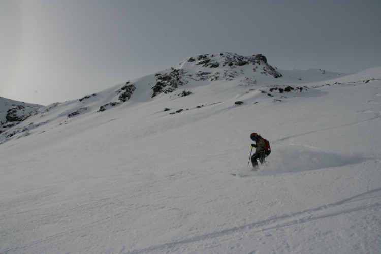 Kajsa 10 years old. Fastest, youngest and coolest at Heliski Riksgränsen. April 7th 2009. Photo: Andreas Bengtsson