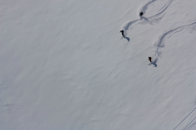  Heliski i Riksgränsen, 14 april 2009. Foto: Carl Lundberg